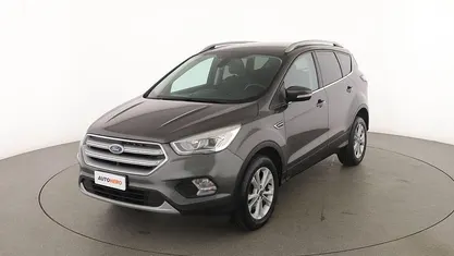 Usata Ford Kuga Titanium 120 CV (88 kW) 2021 Argento SUV