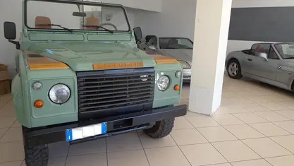Usata Land Rover Defender 113 CV (83 kW) 1995 SUV