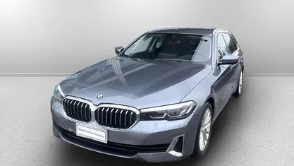 Blu Usata 2020 BMW 520 Luxury Line Station wagon | 28.900 € (Buon prezzo)