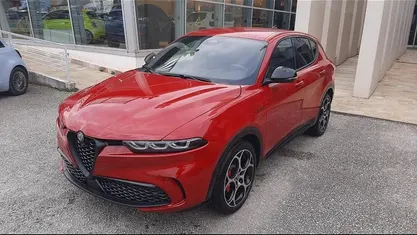 Rosso Usata 2024 Alfa Romeo Tonale Veloce SUV | 34.900 € (Buon prezzo)