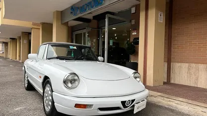 Usata Alfa Romeo Spider 122 CV (89 kW) 1992 Cabrio
