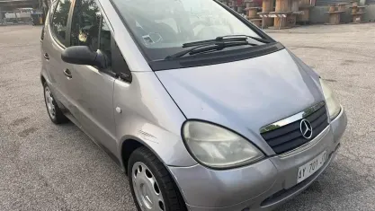 Usata Mercedes A140 Avantgarde 82 CV (60 kW) 1998 Grigio Utilitaria
