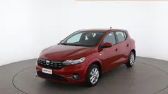 Usata 2023 Dacia Sandero Comfort Tre volumi | 13.399 € (Ottimo prezzo)