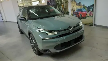 Nuova Citroën C4 PureTech 131 CV (96 kW) 2026 Verde SUV