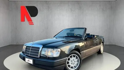 Usata Mercedes E300 Sportline 220 CV (161 kW) 1993 Cabrio
