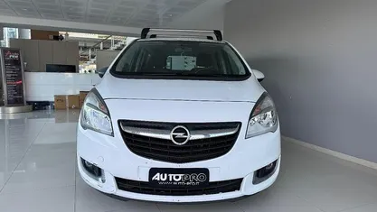 Usata Opel Meriva 120 CV (88 kW) 2015 Monovolume