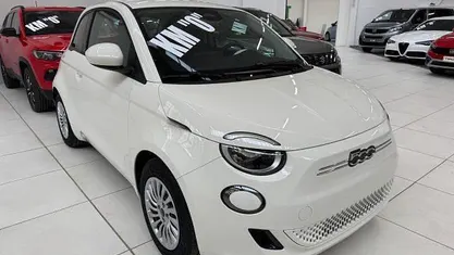 Nuova Fiat 500e 69 kW (95 CV) 2025 Ice white Berlina