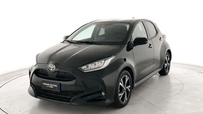 Usata Toyota Yaris Hybrid Trend 92 CV (67 kW) 2025 Nero