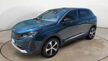 Usata Peugeot 3008 Allure 131 CV (96 kW) 2022 Blu SUV