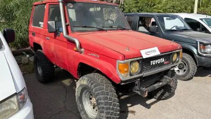Usata Toyota Land Cruiser 86 CV (63 kW) 1987 Rosso SUV