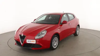 Usata Alfa Romeo Giulietta 120 CV (88 kW) 2018 Rosso Utilitaria
