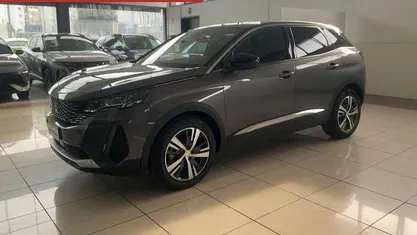 Usata Peugeot 3008 Allure 131 CV (96 kW) 2023 Grigio SUV
