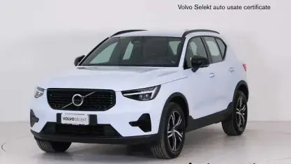 Usata Volvo XC40 Plus 163 CV (119 kW) 2025 Blu SUV