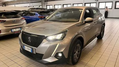 Usata Peugeot 2008 Active 110 CV (80 kW) 2022 SUV