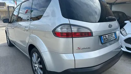 Usata Ford S-MAX S 140 CV (102 kW) 2010 Monovolume