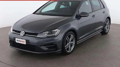 Grigio Usata 2018 VW Golf VII Sport Tre volumi | 17.699 € (Buon prezzo)