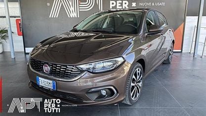 Usata Fiat Tipo Lounge 95 CV (69 kW) 2019 Bronzo Berlina