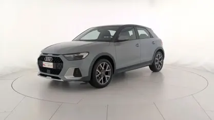 Usado Audi A1 Admired 150 CV (110 kW) 2020 Gris SUV