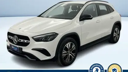 Gebraucht Mercedes GLA200 Advanced Plus 150 PS (110 kW) 2023 Weiß SUV