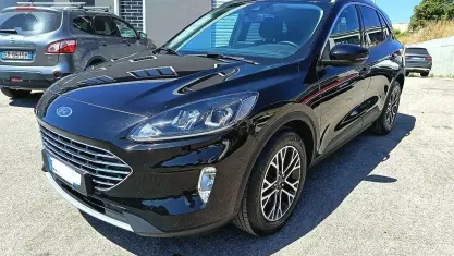 Usata Ford Kuga Titanium 150 CV (110 kW) 2022 Nero SUV