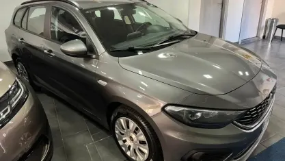 Usata Fiat Tipo Lounge 120 CV (88 kW) 2019 Grigio Station wagon
