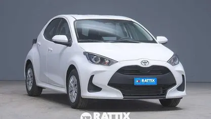 Nuova Toyota Yaris Hybrid Business Edition 92 CV (67 kW) 2026 Super white Utilitaria