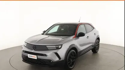 Usata Opel Mokka GS Line 101 CV (74 kW) 2024 Grigio SUV
