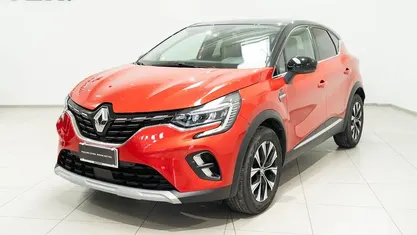 Usata Renault Captur Techno 91 CV (66 kW) 2023 Rosso SUV