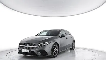 Grigio Usata 2019 Mercedes A180 Premium Due volumi | 19.900 € (Ottimo prezzo)