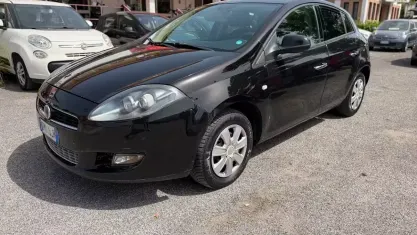 Usata Fiat Bravo Easy 120 CV (88 kW) 2012 Grigio Utilitaria