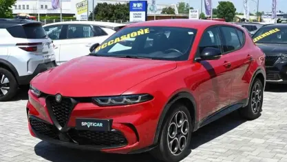 Usata Alfa Romeo Tonale Sprint 131 CV (96 kW) 2024 Rosso SUV
