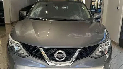 Grigio Usata 2017 Nissan Qashqai SUV | 13.000 € (Buon prezzo)