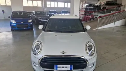 Grigio Usata 2018 Mini Cooper D Business Due volumi | 16.900 € (Cara)