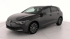 Dolphin grey metallizzato Usata 2022 VW Golf VIII Style Tre volumi | 21.900 € (Super prezzo)