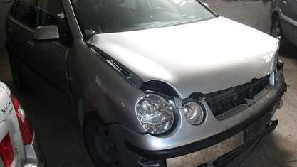 Usata VW Polo Comfortline 75 CV (55 kW) 2003 Grigio Berlina