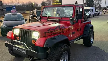 Usata Jeep Wrangler 121 CV (88 kW) 1980 Rosso SUV