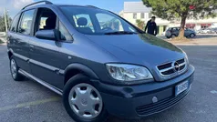 Grigio Usata 2005 Opel Zafira Eco Monovolume | 1950 € (Buon prezzo)