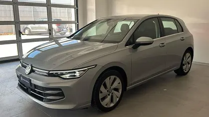 Usata VW Golf VIII Style 150 CV (110 kW) 2025 Utilitaria