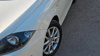 Usata Seat Leon Style 105 CV (77 kW) 2011 Bianco Berlina