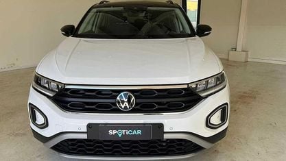 Usata VW T-Roc Life 116 CV (85 kW) 2023 Bianco SUV