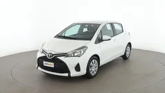Bianco Usata 2016 Toyota Yaris Cool Tre volumi | 9699 € (Buon prezzo)
