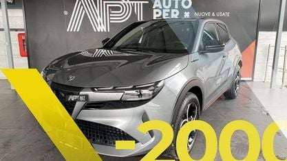 Nouă Alfa Romeo Junior Edizione Speciale 145 CP (106 kW) 2025 Gri SUV