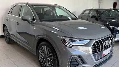 Usata Audi Q3 S-Line 150 CV (110 kW) 2023 Grigio chronos SUV