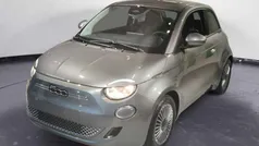 Grigio Nuova 2024 Fiat 500e Due volumi | 23.400 € (Ottimo prezzo)
