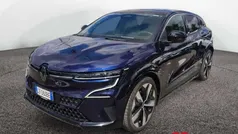 Blu Nuova 2025 Renault Mégane Komfort Tre volumi | 32.000 € (Buon prezzo)