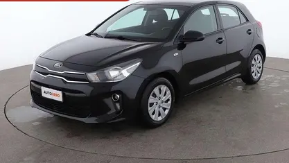 Usata 2018 Kia Rio Active Berlina | 9899 € (Buon prezzo)
