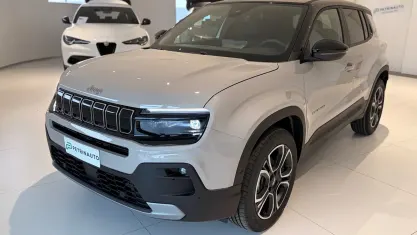 Nuova Jeep Avenger 101 CV (74 kW) 2026 Beige SUV