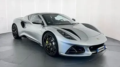 Usata Lotus Emira 360 CV (264 kW) 2025 Argento Coupé