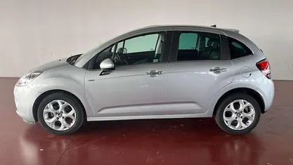 Grigio Usata 2016 Citroën C3 Exclusive Due volumi | 9900 € (Buon prezzo)