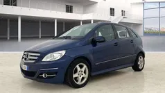 Azzurro metallizzato Usata 2009 Mercedes B200 Monovolume | 4970 € (Buon prezzo)